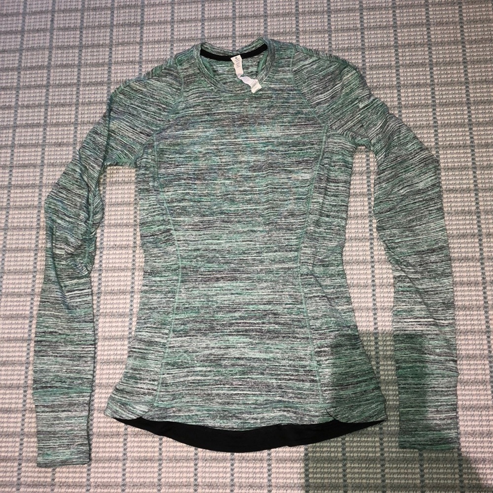 LULULEMON Green Long Sleeve Dry-fit